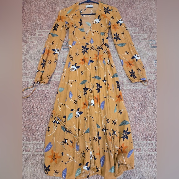 Urban Outfitters Dresses & Skirts - Urban Outfitters 'Audrey' orange floral tie waist midi wrap dress size xs p